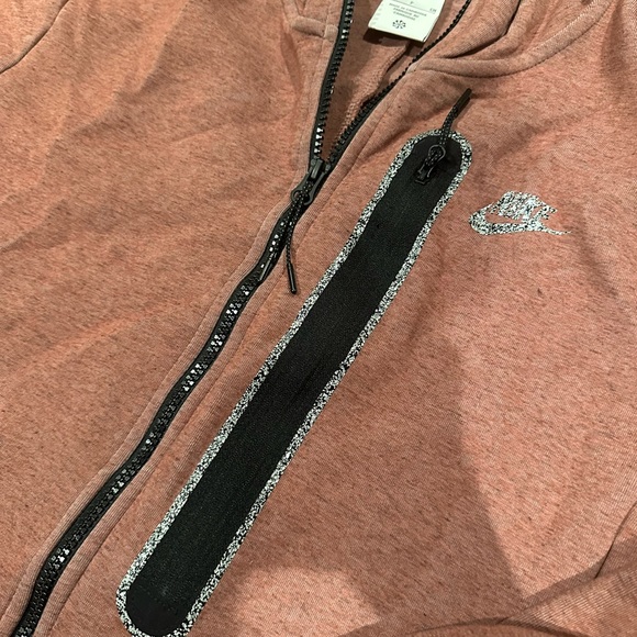 Nike Tech Zip-up - Picture 3 of 4